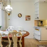 Apartment Elegant Winter
