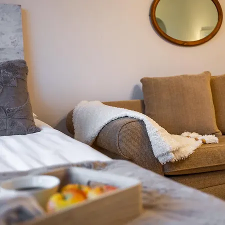 Apartment Elegant Winter